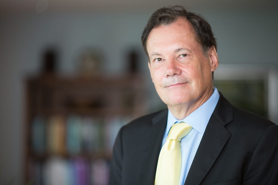 Geoffrey Jones 7 Geoffrey Jones